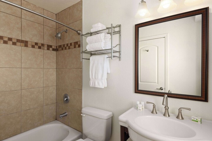 Ramada by Wyndham Elko Hotel at Stockmens Casino