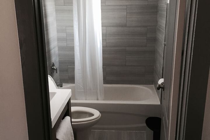 Room 14 of 34
