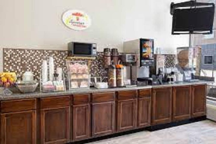 Breakfast/Coffee Service 59 of 69