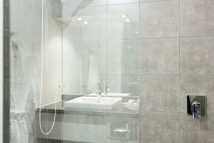 Room 16 of 41