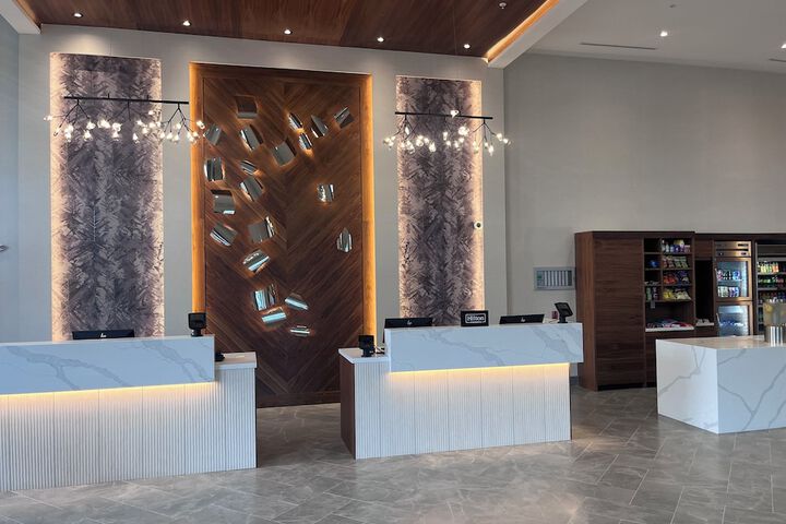 DoubleTree by Hilton Kingston