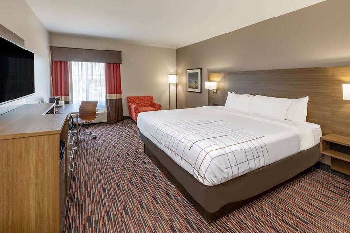 La Quinta Inn & Suites by Wyndham Wichita Falls - MSU Area