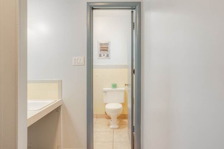 Room 18 of 49