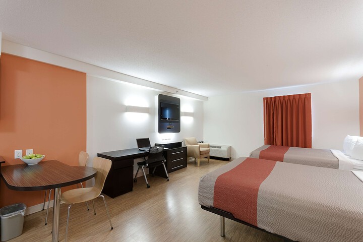 Motel 6 Brandon MB