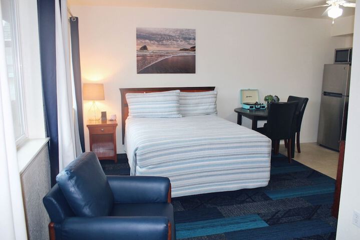 Surf & Sand Inn