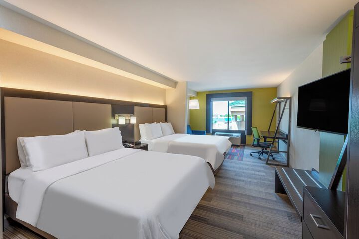 Holiday Inn Express Hotel & Suites in North East (Erie) by IHG