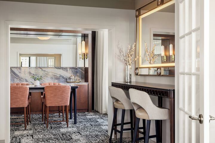 Omni Severin Hotel