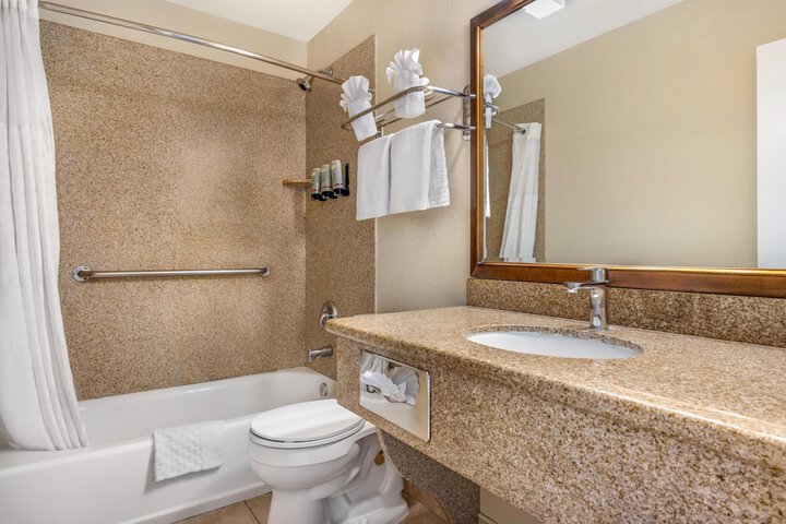 Best Western Tradewinds
