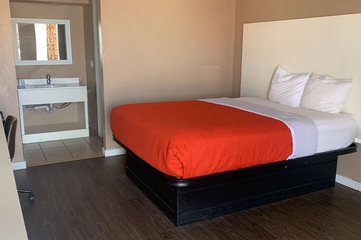 Hotel Eastin Riverwalk