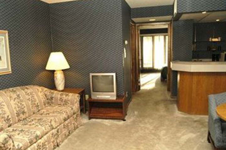 Knights Inn Lodge Resort Forest City