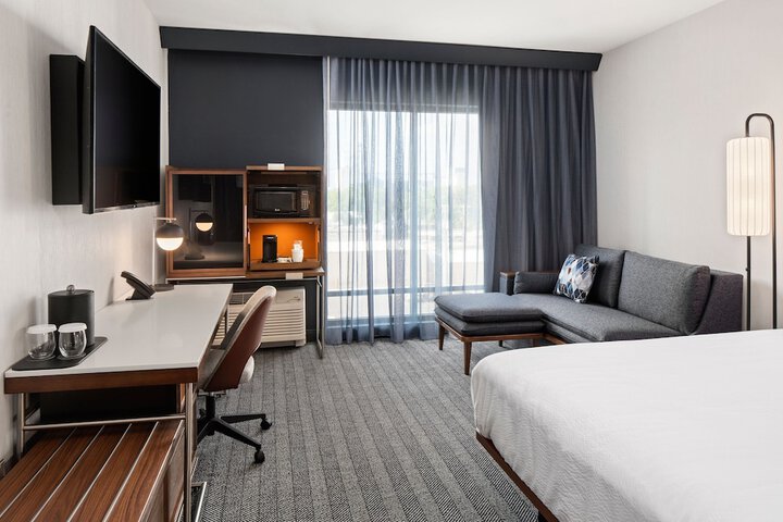 Courtyard by Marriott Owatonna Downtown