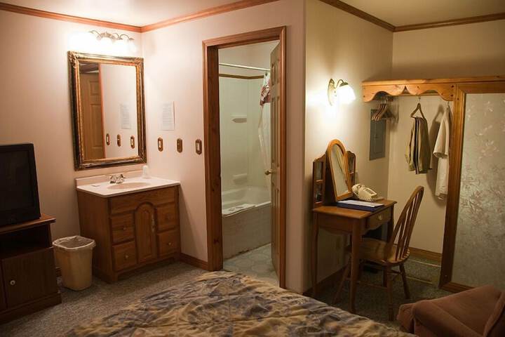 Room 38 of 114
