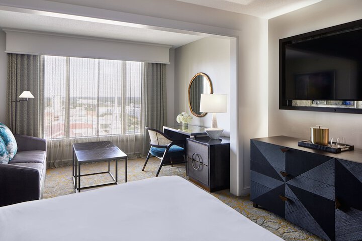 Room 32 of 109