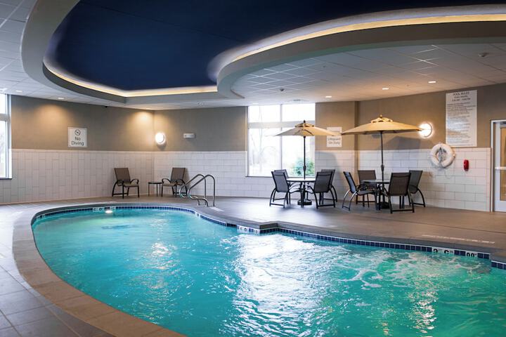 Holiday Inn Express & Suites Madison Central by IHG