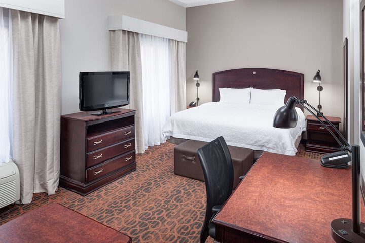 Room 9 of 27