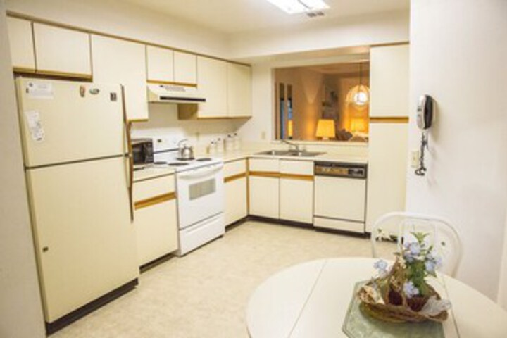 Clubview Country Club Condo