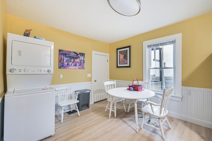 Medford Apartment Rental 5 Mi to Downtown Boston