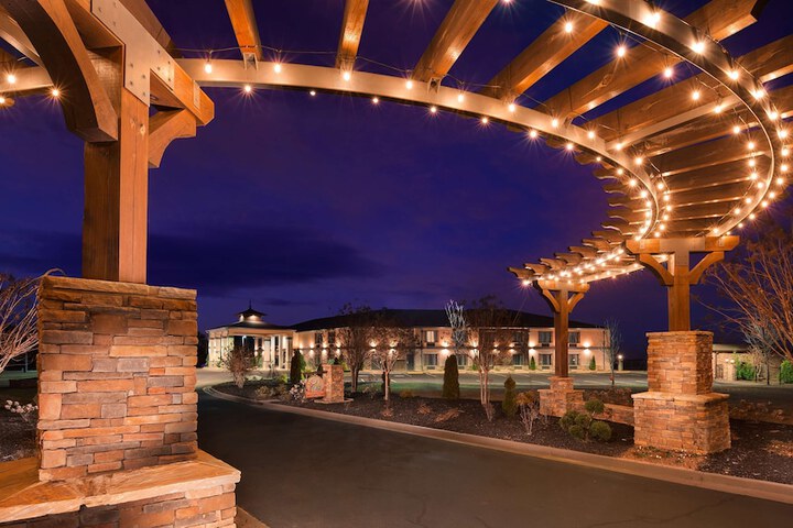 Hotel 2 of 27