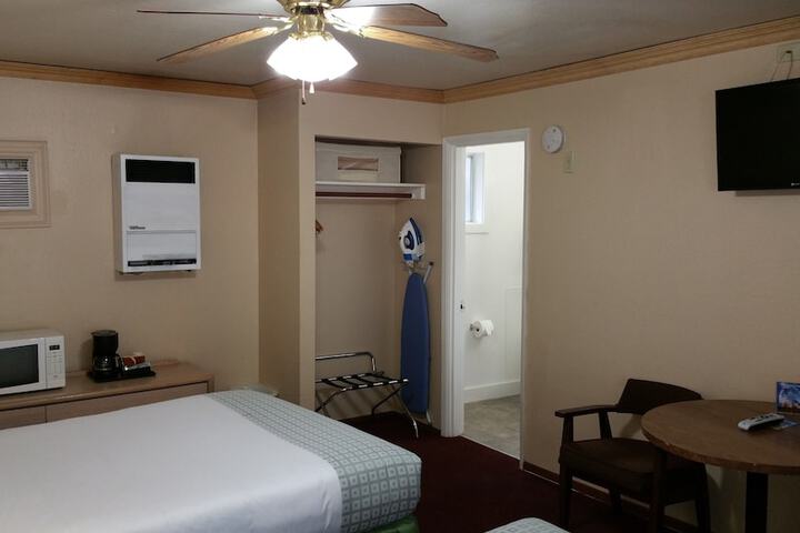 Room 26 of 36