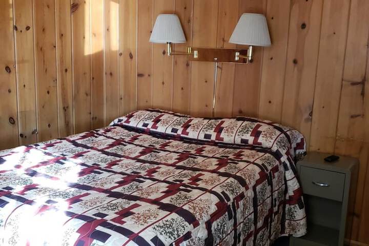 Room 27 of 29