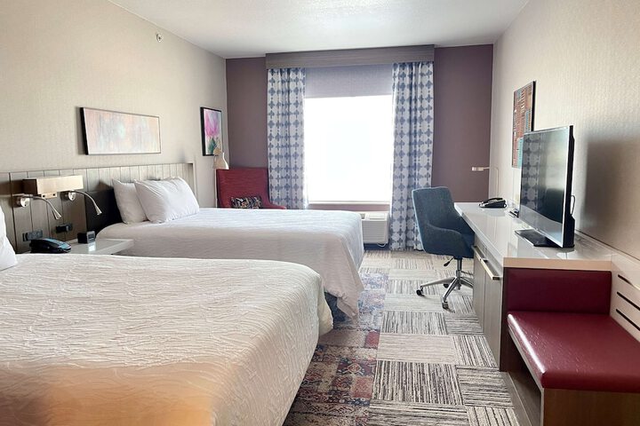 Room 44 of 65