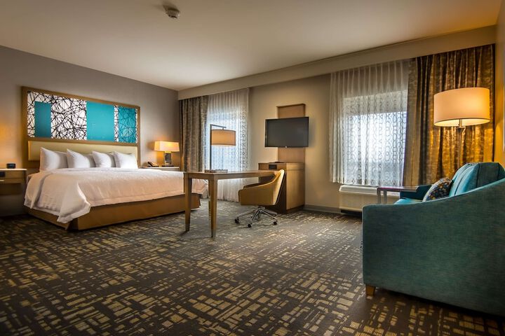 Hampton Inn & Suites Dallas-The Colony TX