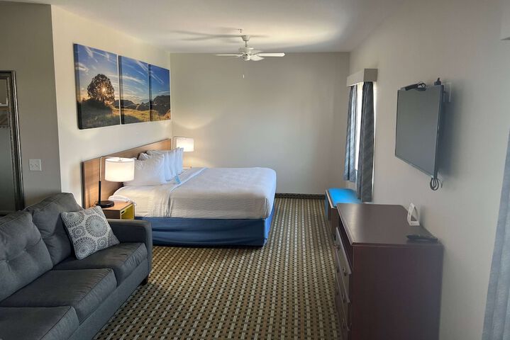 Room 19 of 40