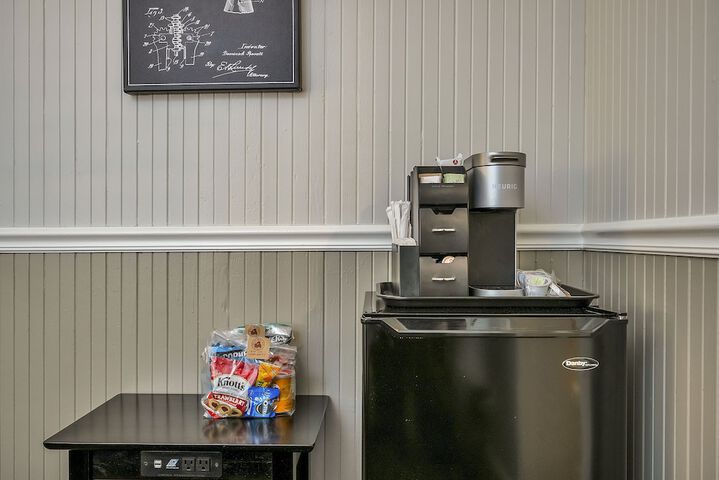 Breakfast/Coffee Service 127 of 153