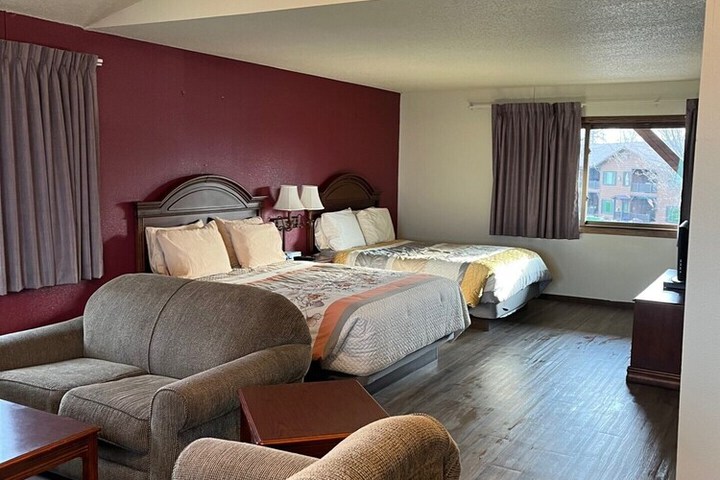 Horseshoe Bay Lodge