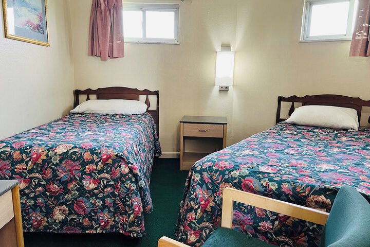 Room 37 of 40