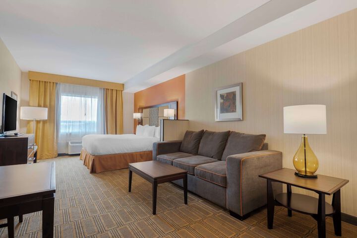 Best Western Plus Chateau Fort St. John
