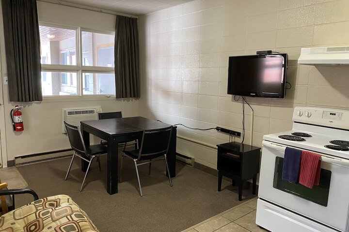 Room 15 of 30