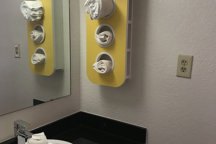 Room 30 of 39