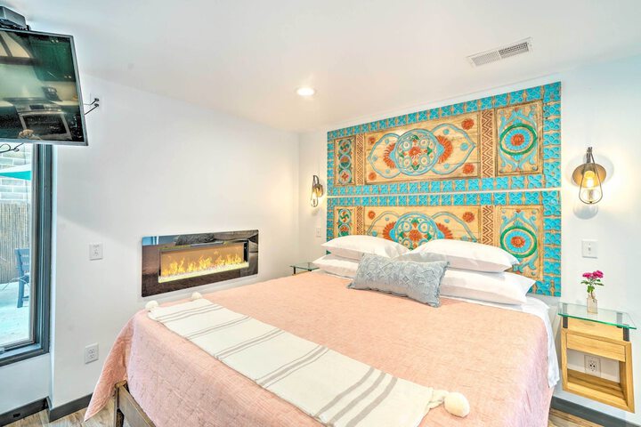 Luxury Spa Retreat: Private Courtyard & More!