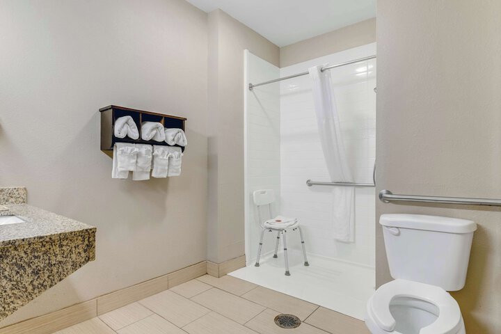 SureStay Plus Hotel by Best Western Owasso Tulsa North