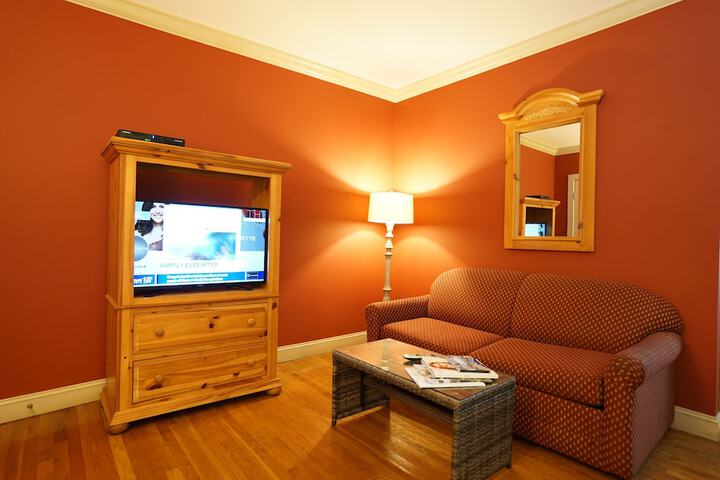 Room 15 of 33
