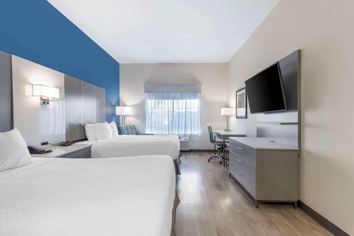 Room 20 of 42