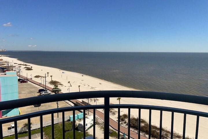 South Beach Biloxi Hotel & Suites
