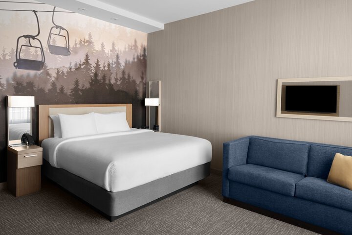 Room 43 of 80