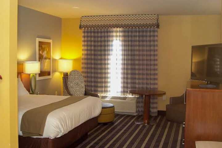 Room 47 of 71
