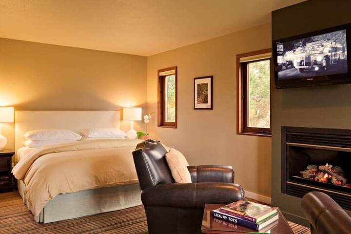 Room 44 of 75