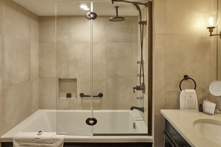 Room 92 of 149