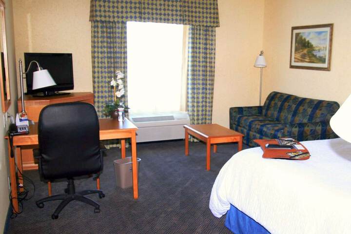 Hampton Inn Dallas-Rockwall
