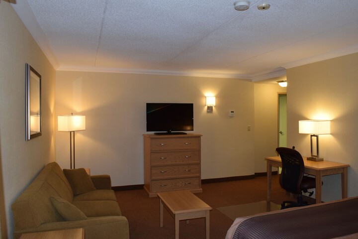Room 26 of 153