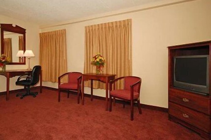 Room 26 of 37
