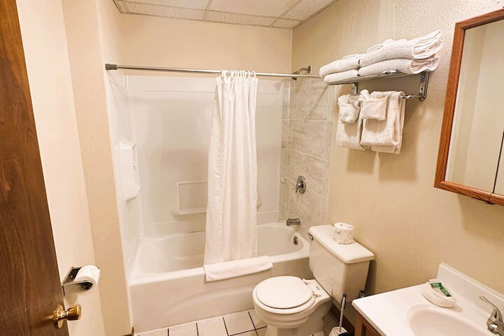 Room 154 of 299