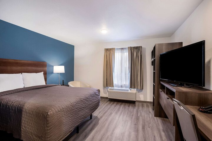 WoodSpring Suites Detroit Madison Heights