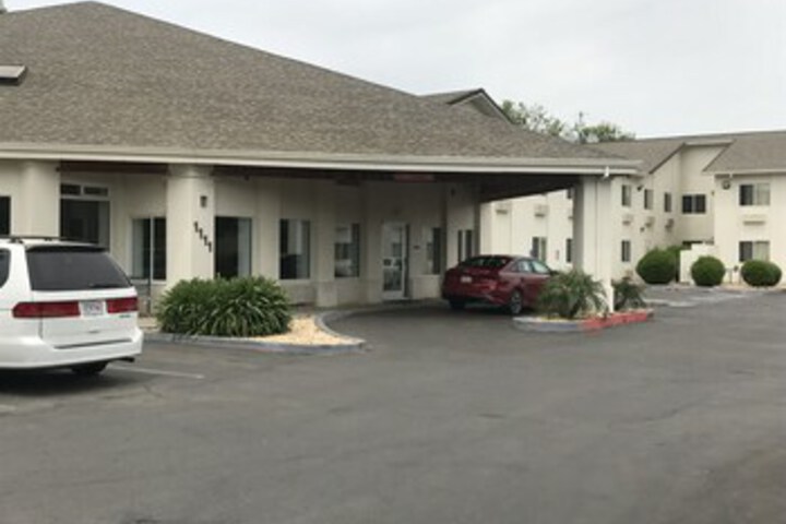 Motel 6 South