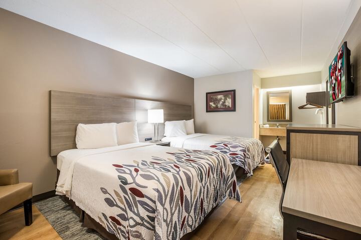 Room 15 of 33