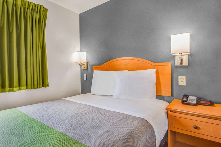 Studio 6 Opelika AL - Auburn Al